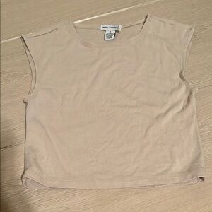 Better/together Cream/nude Muscle cropped tee